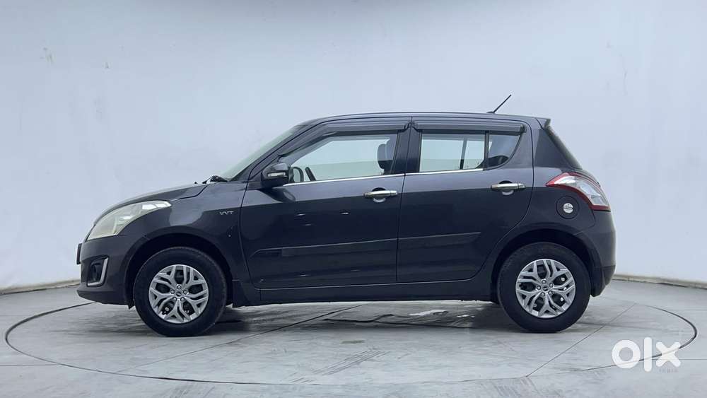 Maruti Suzuki Swift Vxi Optional, 2017, Petrol