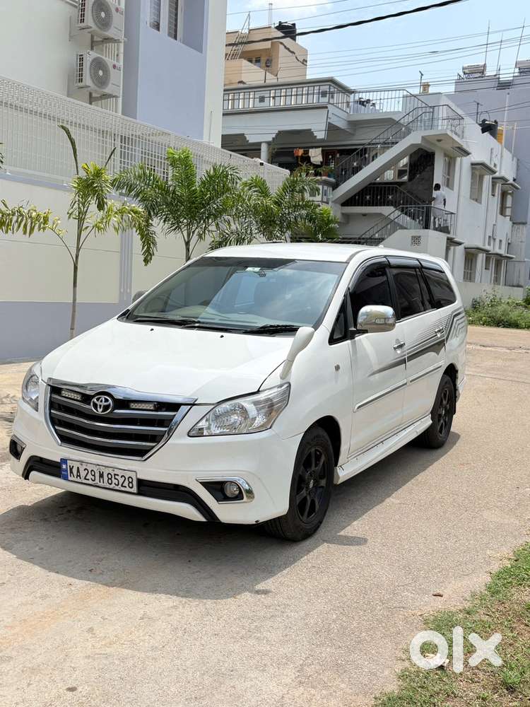 Toyota Innova Diesel 2103