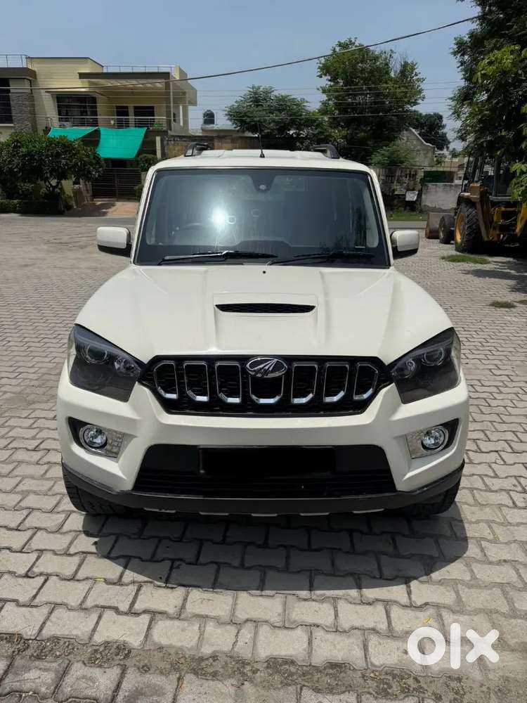 Mahindra Scorpio S10 2017 Diesel 93000 Km Driven