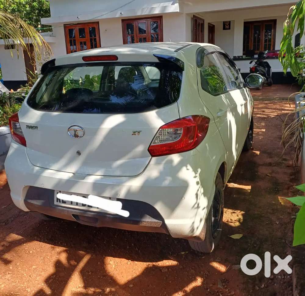 Tata Tiago 2016 Petrol 102000 Km Driven