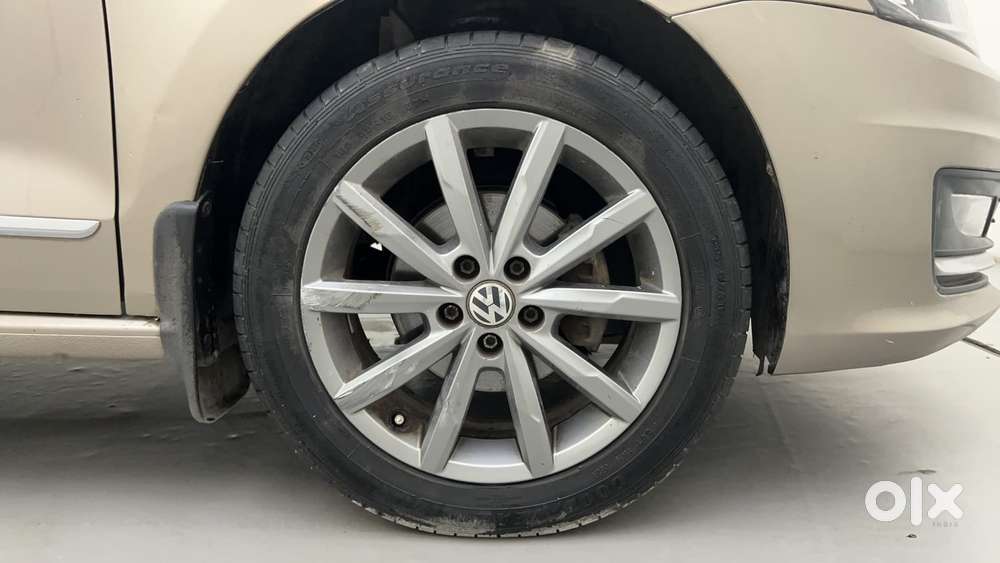 Volkswagen Vento 1.2l Tsi Highline Plus At Petrol, 2019, Petrol