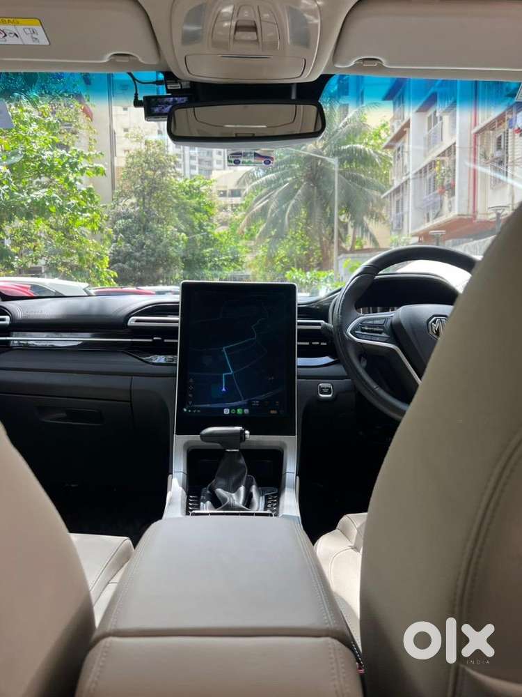 Like New, Mg Hector Top End, 2025 Petrol 7995 Km Driven