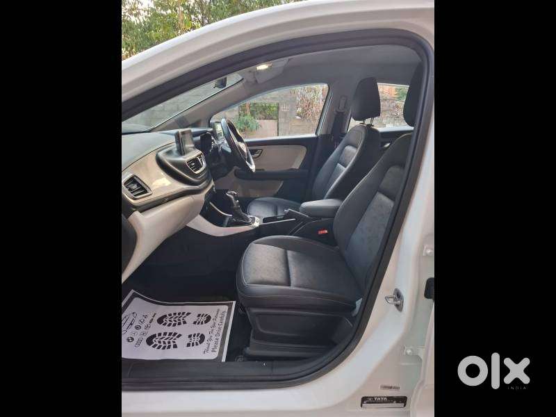 Tata Altroz Xza Plus (o) (s), 2023, Petrol