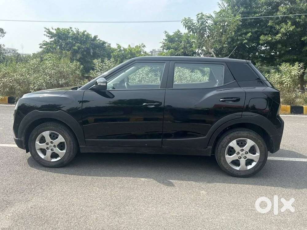 Mahindra Xuv 3xo Mx3, 2024, Petrol