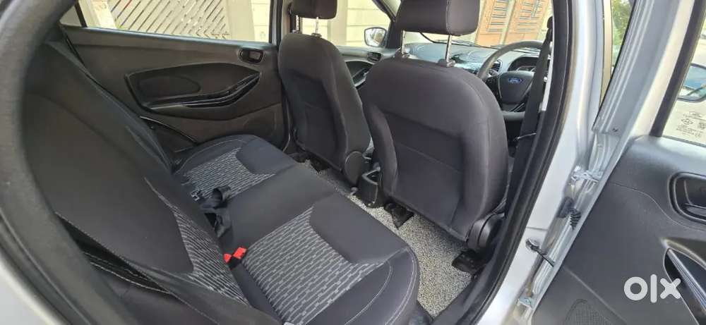 Ford Figo Titanium 2021