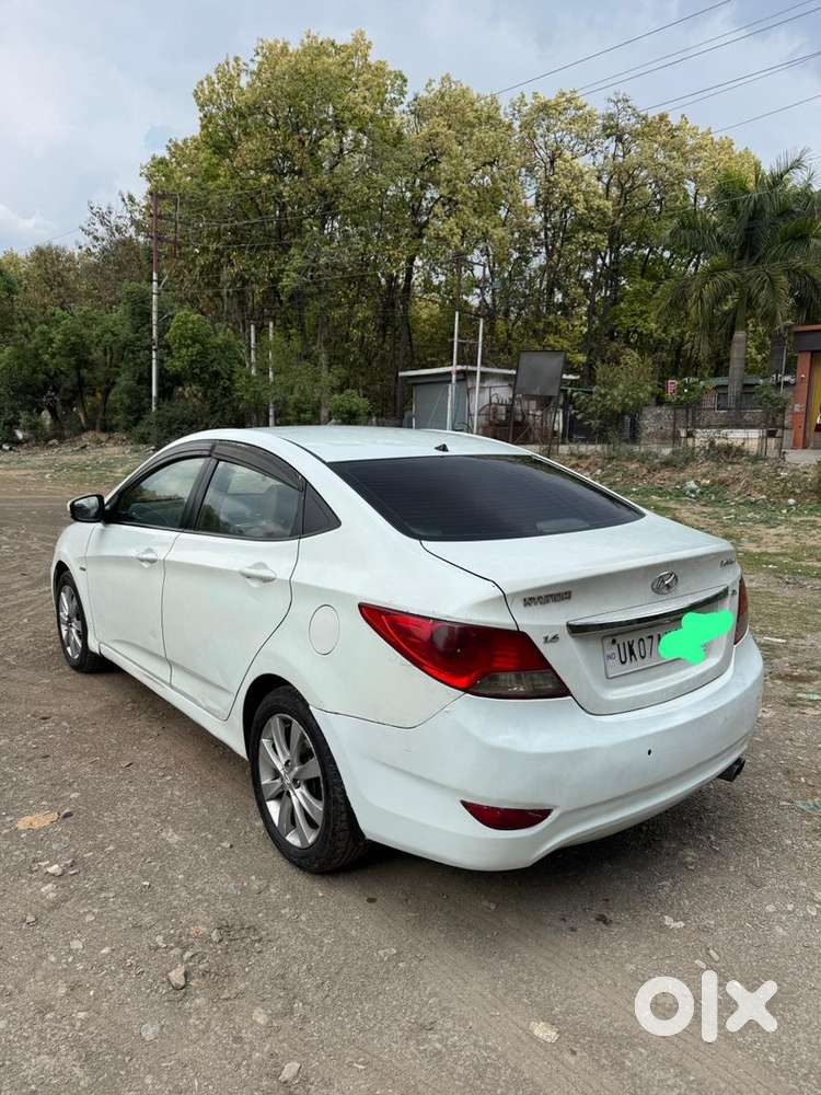 Hyundai Verna 2013 Diesel 98500 Km Driven