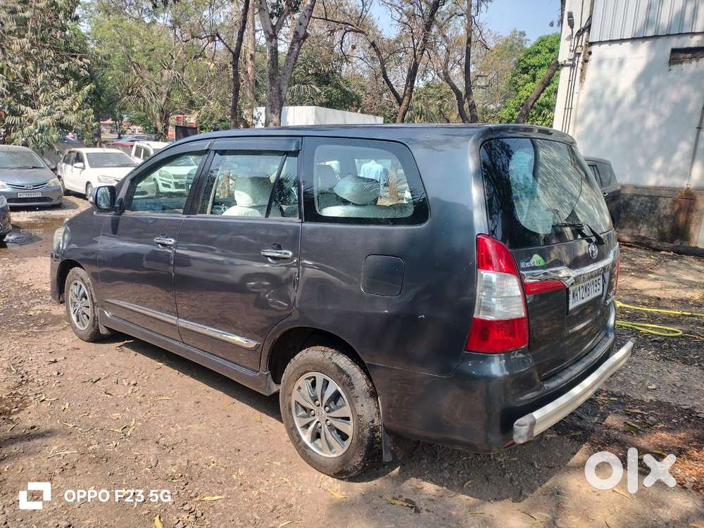 Toyota Innova [2013-2016] 2.5 V Diesel 7 Str, 2015, Diesel