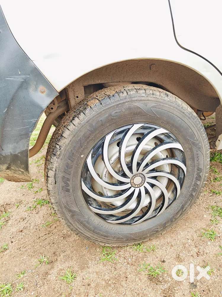 Maruti Suzuki 800 2012