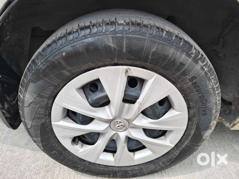 Toyota Corolla Altis 1.8 J, 2016, Petrol