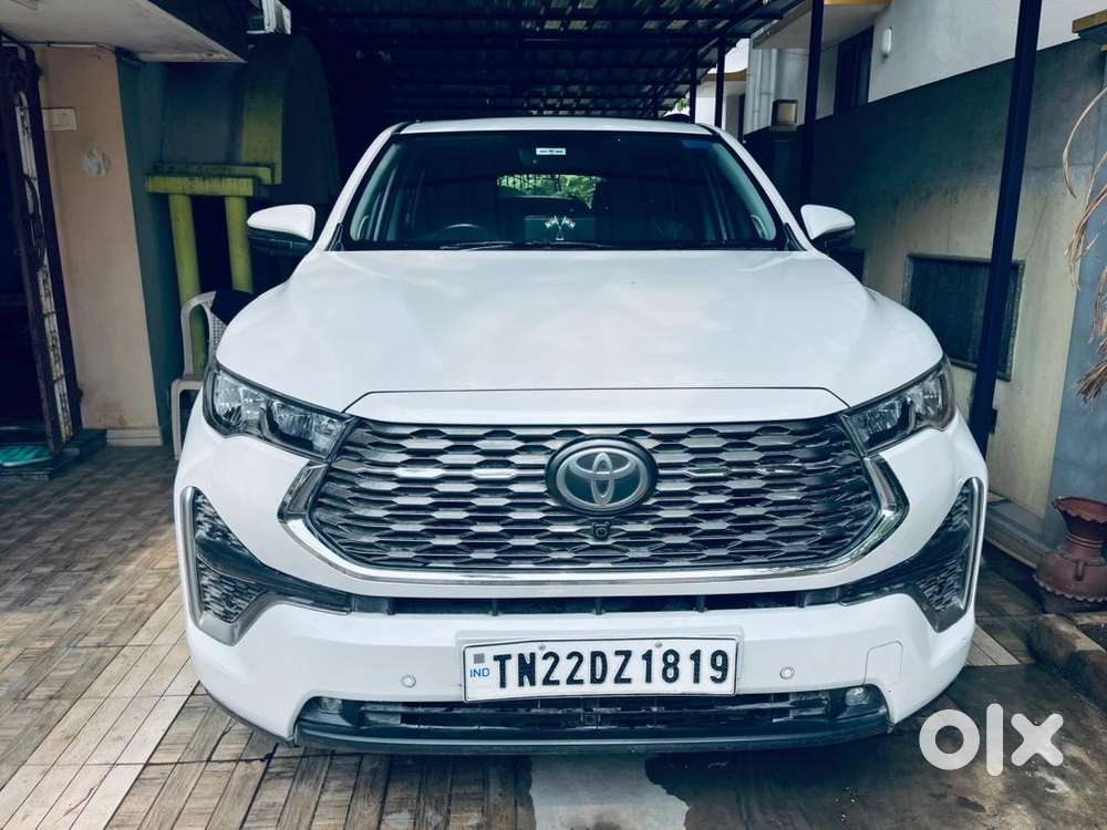 Toyota Innova Hycross Well Maintained