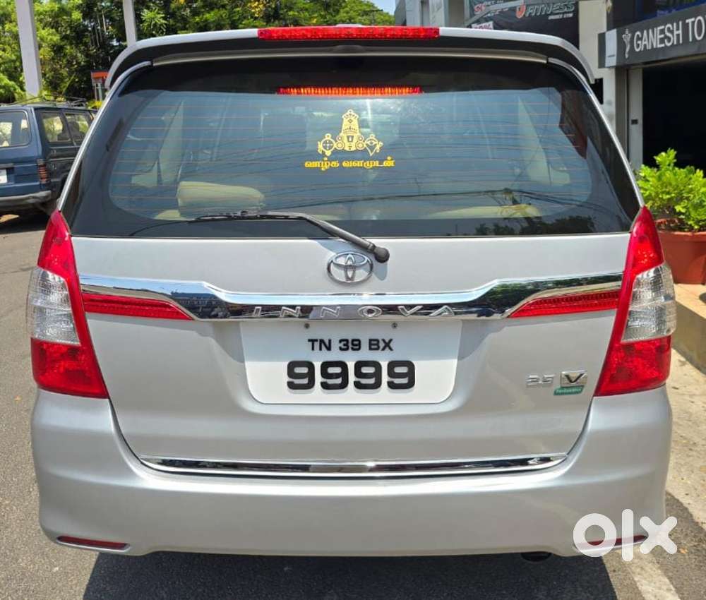 Toyota Innova 2.5 Vx 8 Seater Bs Iv, 2013, Diesel