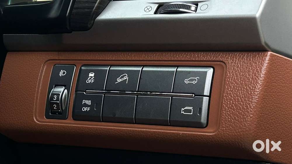 Mahindra Alturas G4 4wd At, 2019, Diesel