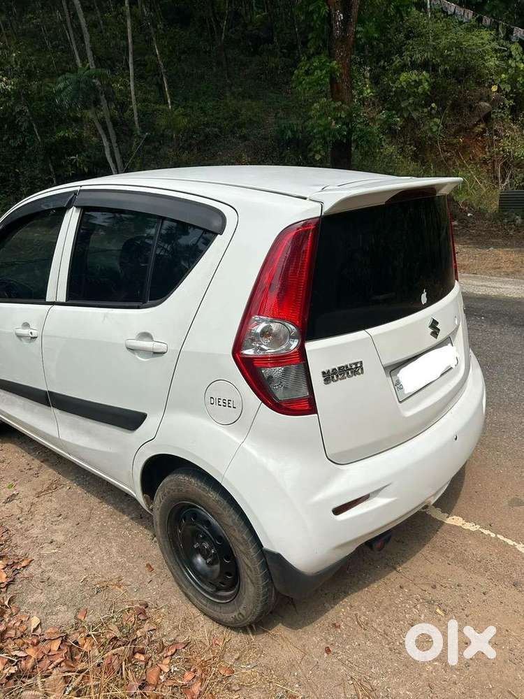 Re-registered Maruti Suzuki Ritz 2015 Diesel 121152 Km Driven