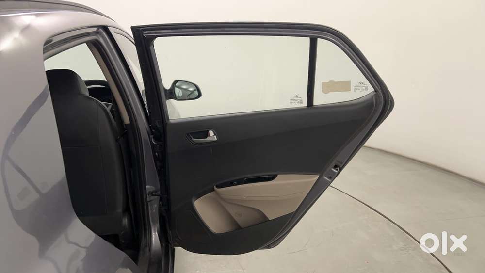 Hyundai Grand I10 1.2 Kappa Asta At Vtvt, 2015, Petrol