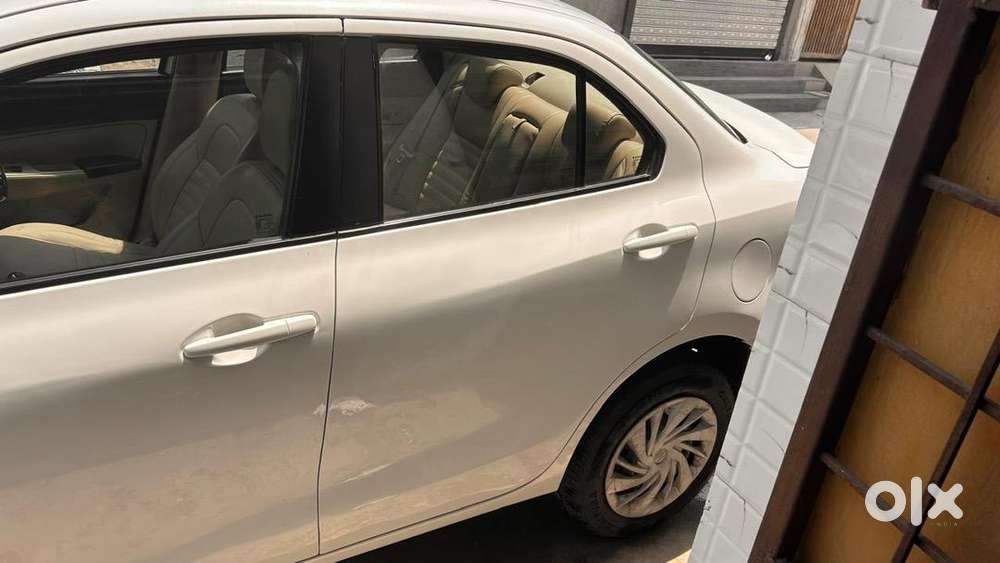 Maruti Suzuki Dzire 2017 Diesel Well Maintained