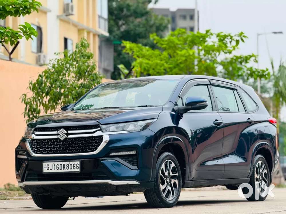Maruti Suzuki Invicto Zeta Plus 8str, 2023, Petrol
