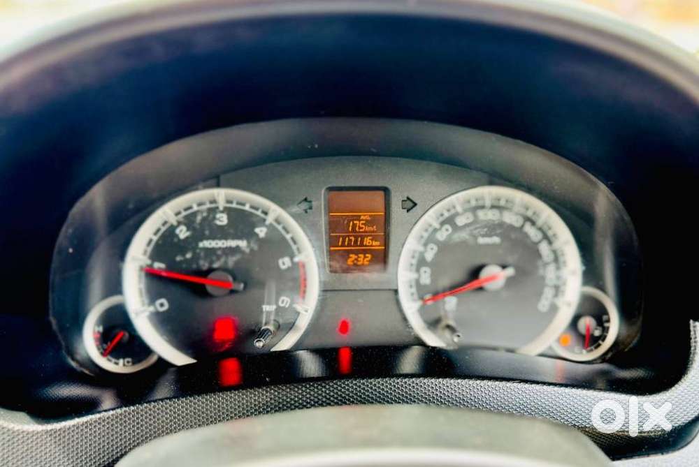 Maruti Suzuki Swift Vdi, 2012, Diesel