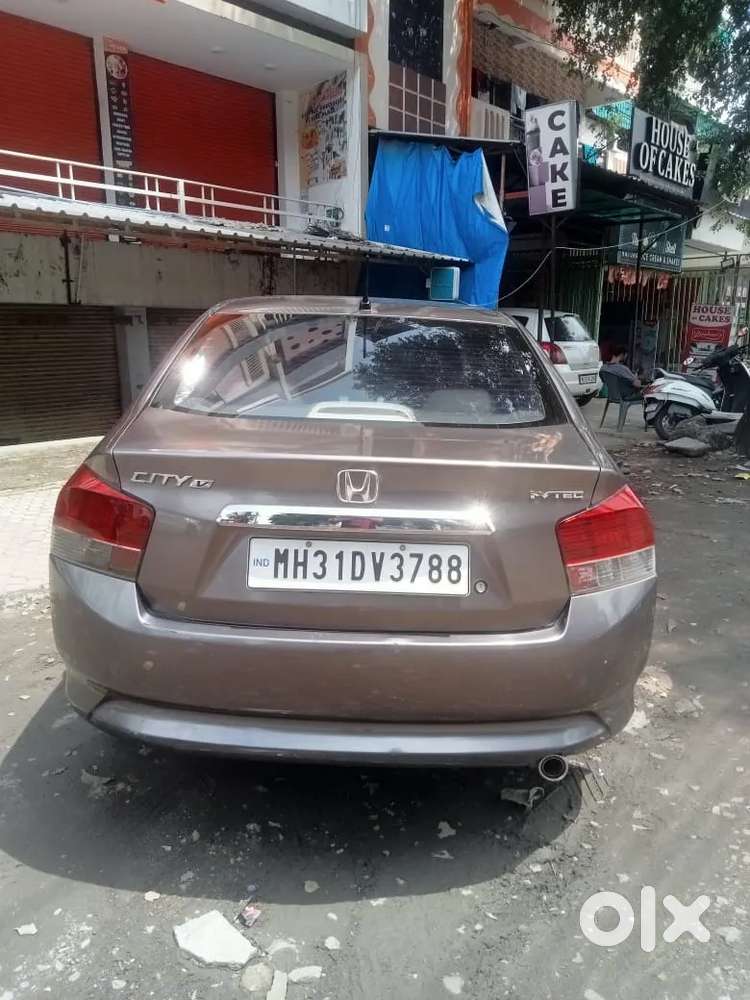 Honda City V At Exclusive, 2011, Petrol