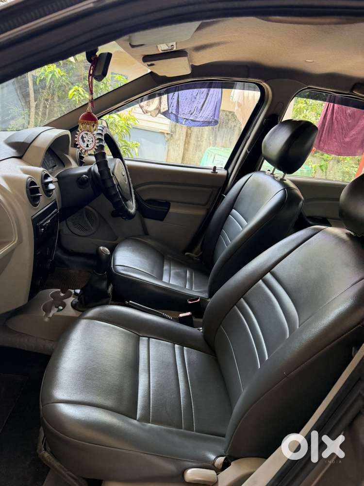 Mahindra E Verito D2, 2012, Diesel