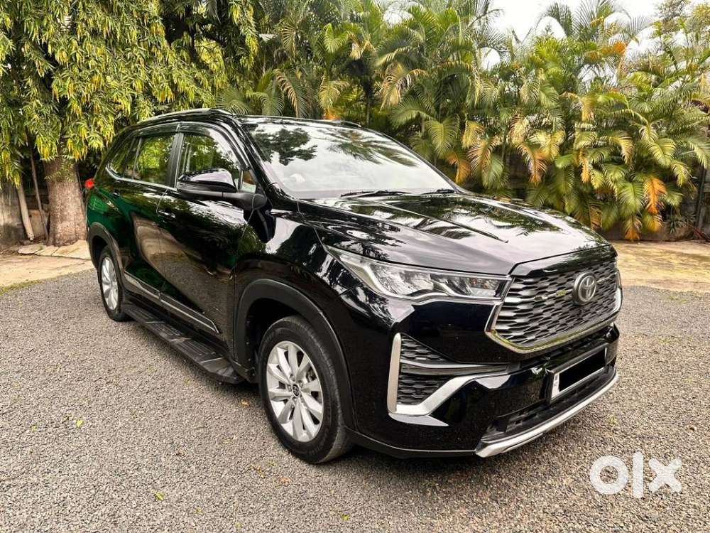 Toyota Innova Hycross 2.0 Vx (o) Hybrid 7 Str, 2024, Petrol