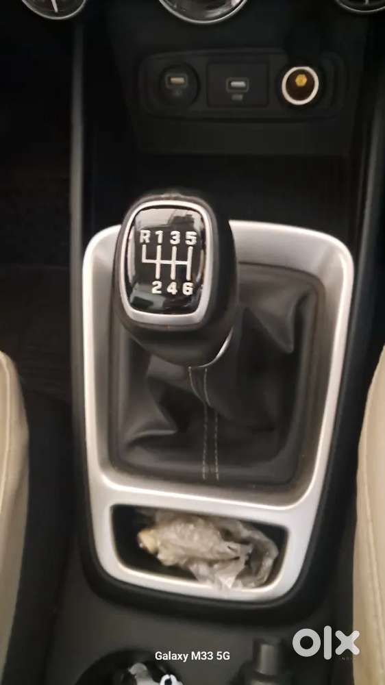 Hyundai Venue 2019 Petrol 28490 Km Driven