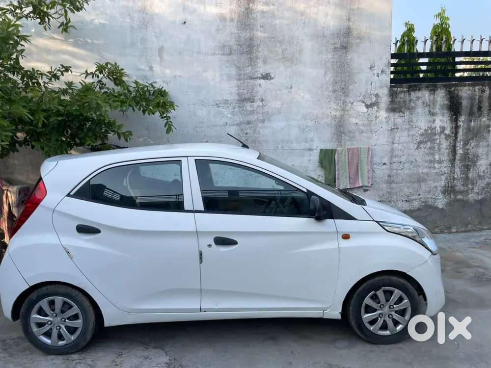 Hyundai Eon Magna + 2012