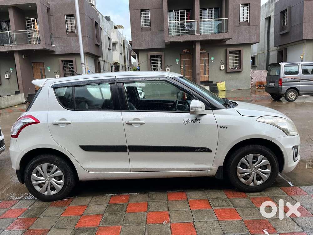 Maruti Suzuki Swift 1.2 Vxi (o), 2017, Petrol
