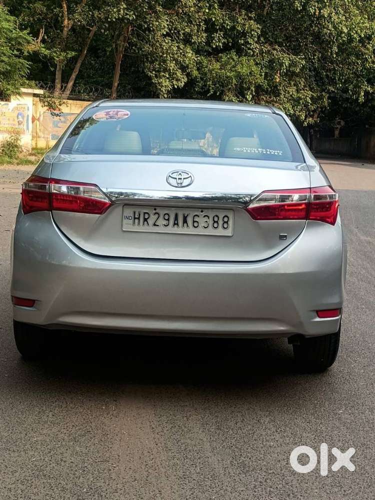 Toyota Corolla Altis 1.8 J, 2015, Petrol