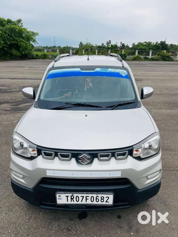 Fully Brand New Condition Cng Top Model Car Under Emi.