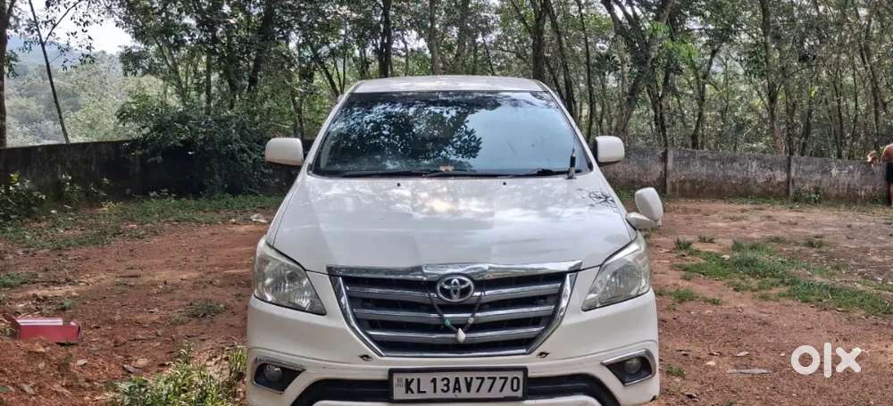 Toyota Innova 2.5 G4 2015