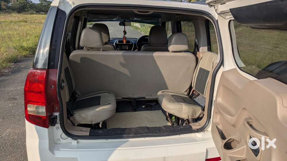 Mahindra Tuv 300 T8, 2016, Diesel
