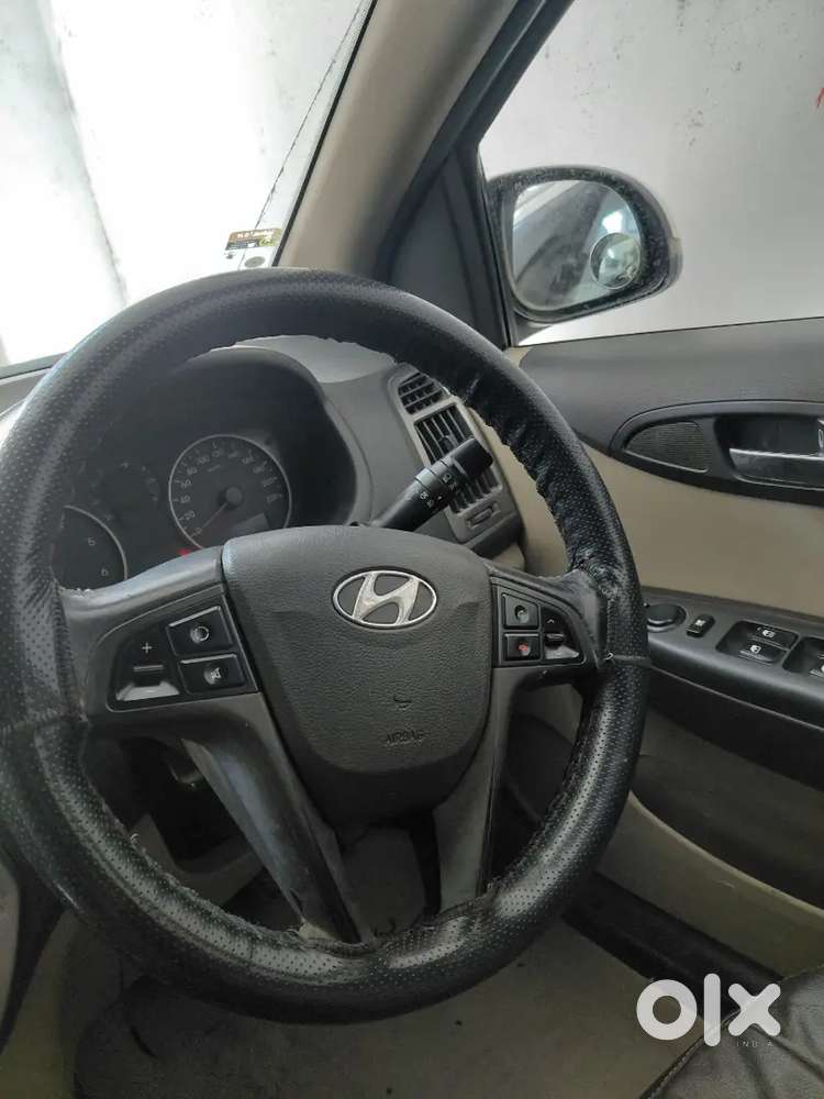 I20 Sportz Top Model In Very Good Condition