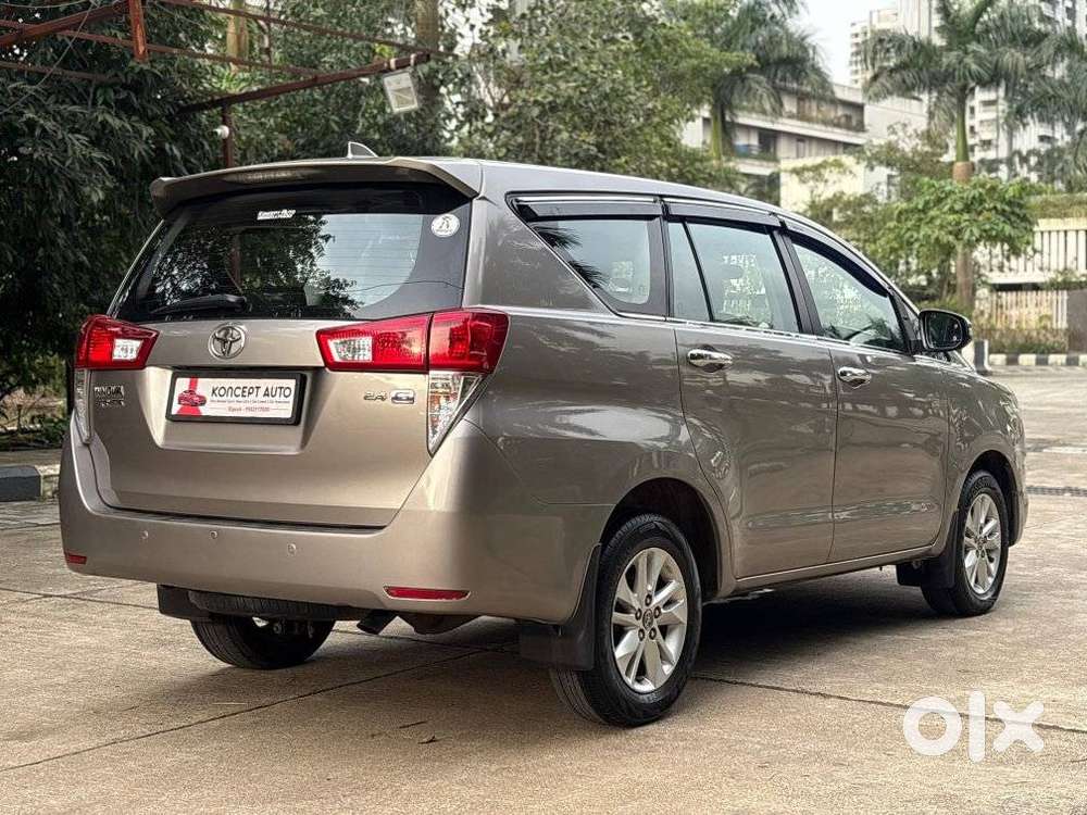 Toyota Innova Crysta 2.4 G Mt 8s, 2017, Diesel
