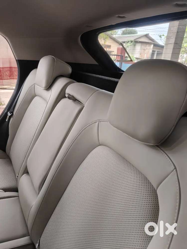 Top Model With Sunroof Under 5000 Km