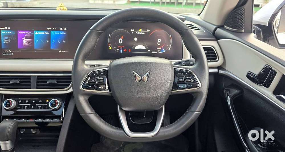 Mahindra Xuv700 Ax7 Luxury Pack Awd, 2024, Diesel