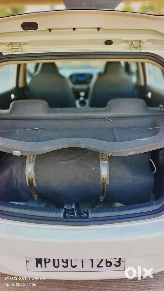 Hyundai Grand I10 Sportz Edition, 2015, Cng & Hybrids