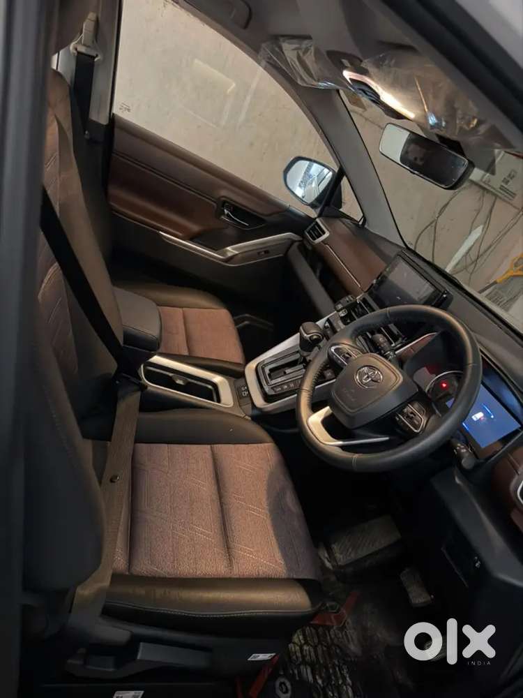 Toyota Innova Hycross 2026 With Hybrid