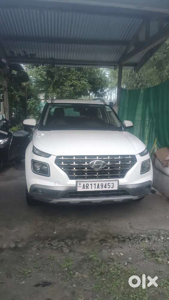 Hyundai Venue 2019 Petrol 59900 Km Driven