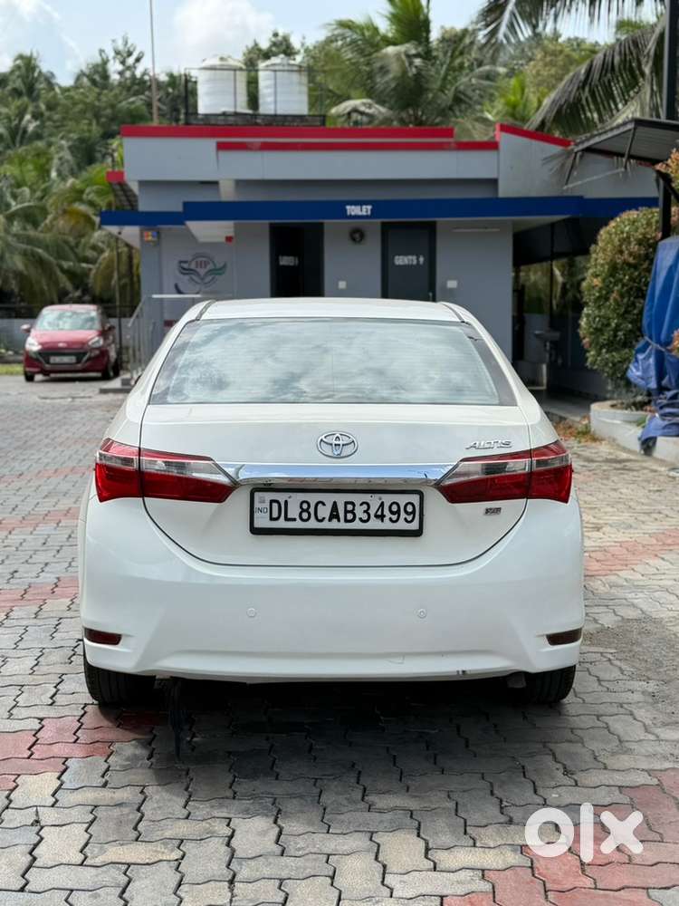 Toyota Corolla Altis 2014