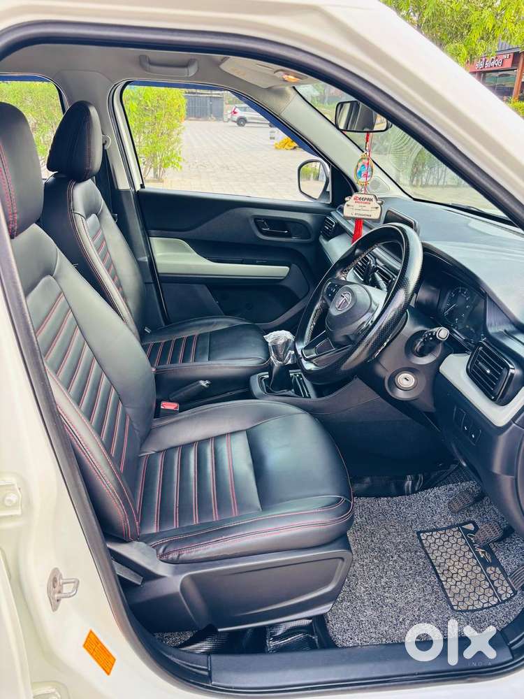 Tata Punch Pure, 2022, Petrol