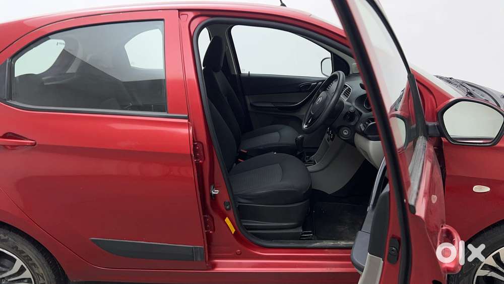 Tata Tiago 1.2 Revotron Xz Wo Alloy, 2019, Petrol
