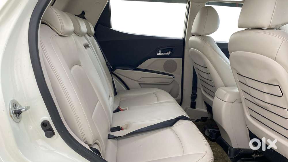 Mahindra Xuv300 W8 Option Diesel, 2022, Diesel