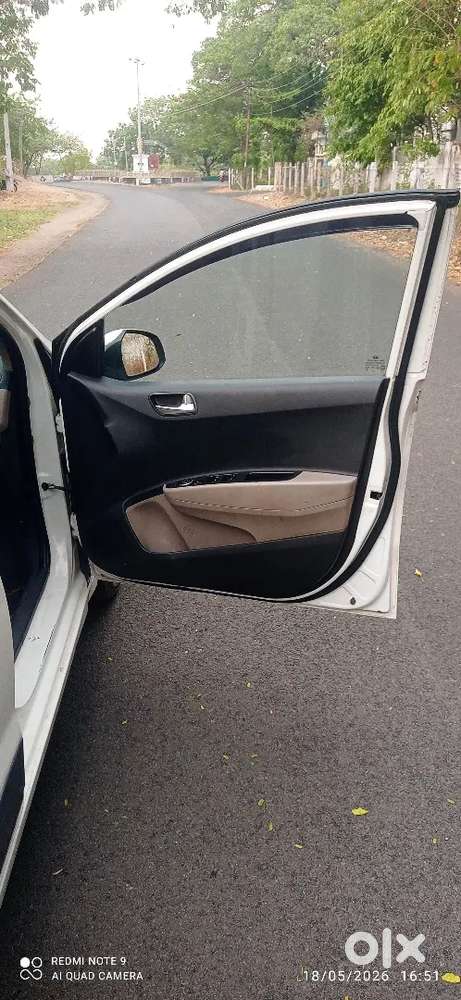 Hyundai Grand I10 2017 Diesel 92000 Km Driven