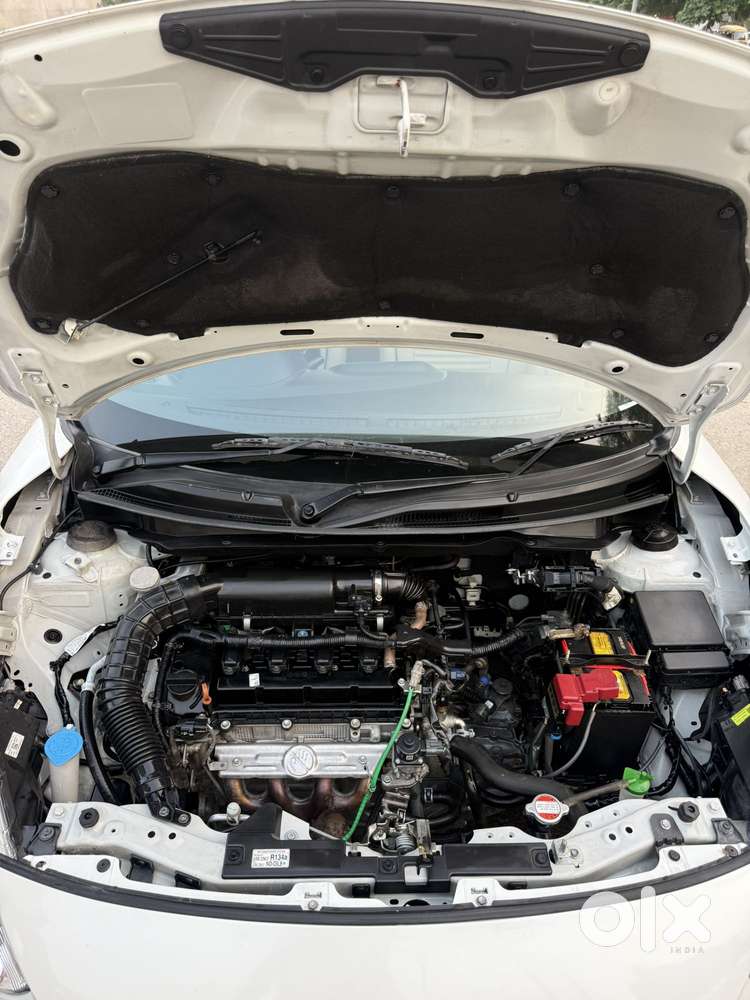 Maruti Suzuki Swift Dzire 1.3 Vxi, 2023, Petrol