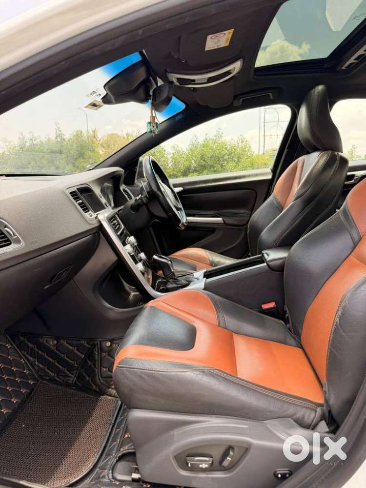 Volvo Xc60 D4 Kinetic, 2019, Diesel