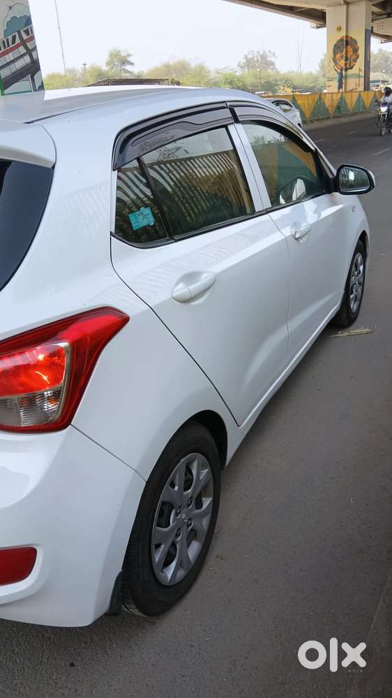 Hyundai Grand I10 2016-2017 Magna Cng, 2016, Cng & Hybrids