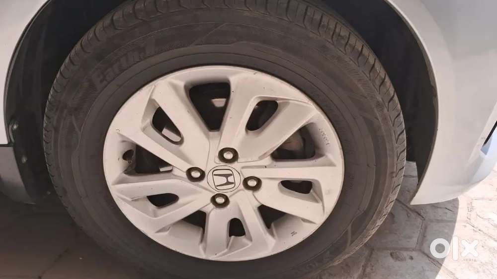 Honda Mobilio 1.5 V 2014