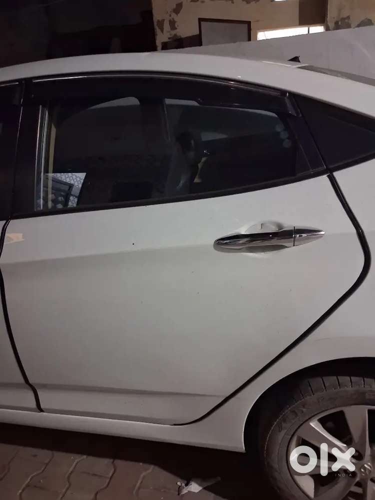 Hyundai Verna Fluidic 2015