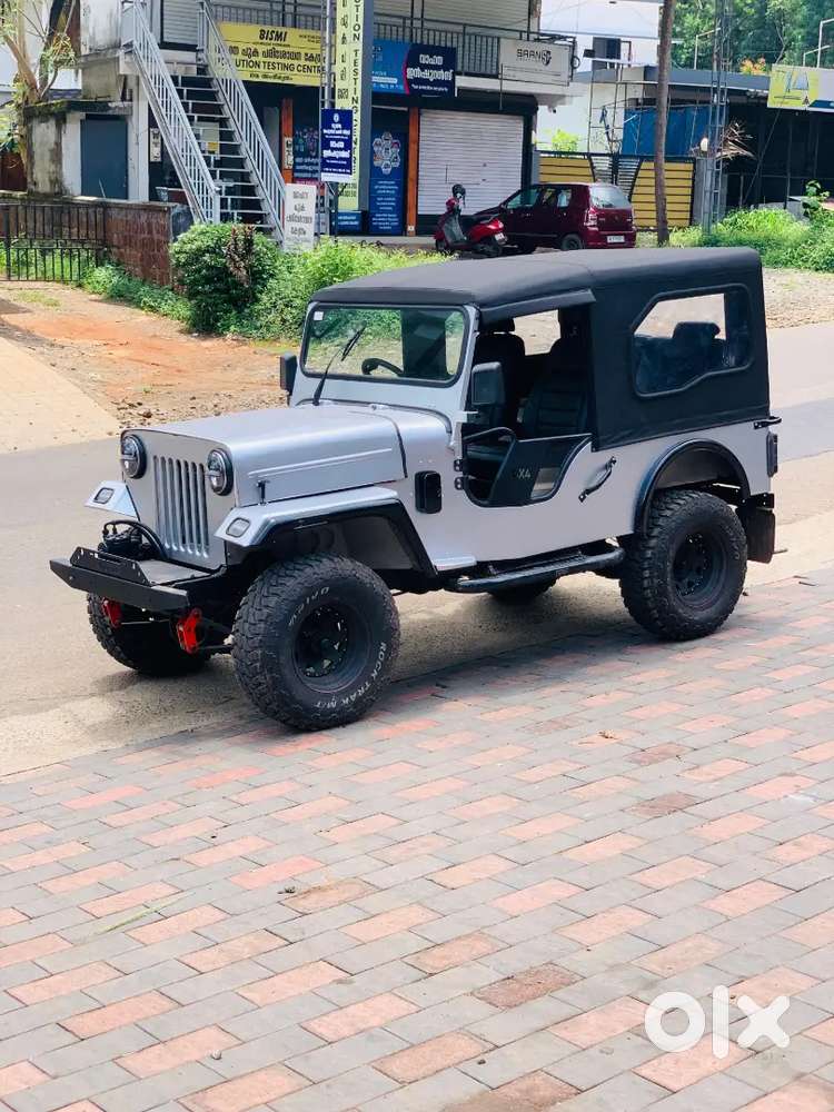 Mahindra Jeep 1988