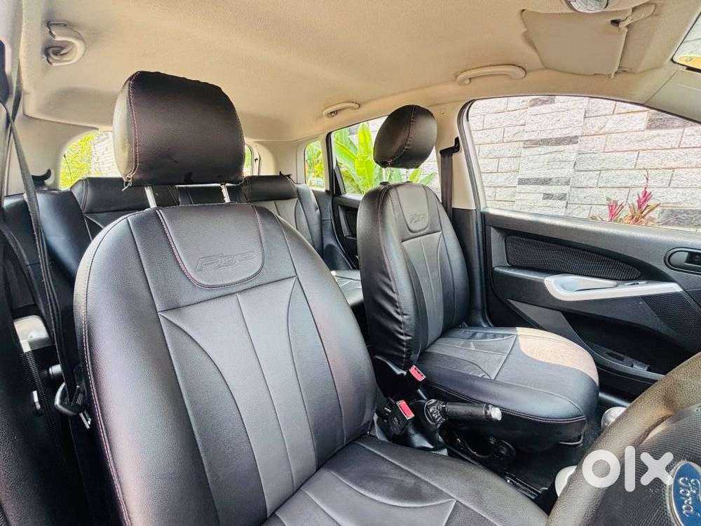 Ford Figo Petrol Zxi, 2013, Petrol